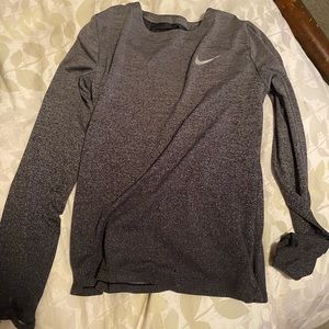 nike workout shirt